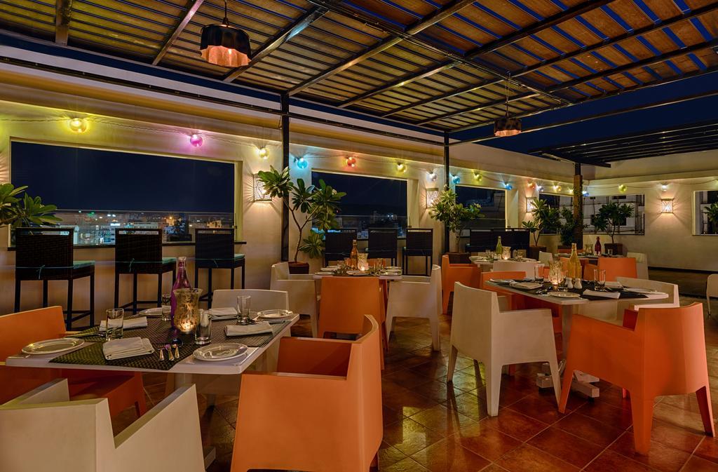 Hotel Zone By The Park , Bani Park Jaipur Extérieur photo