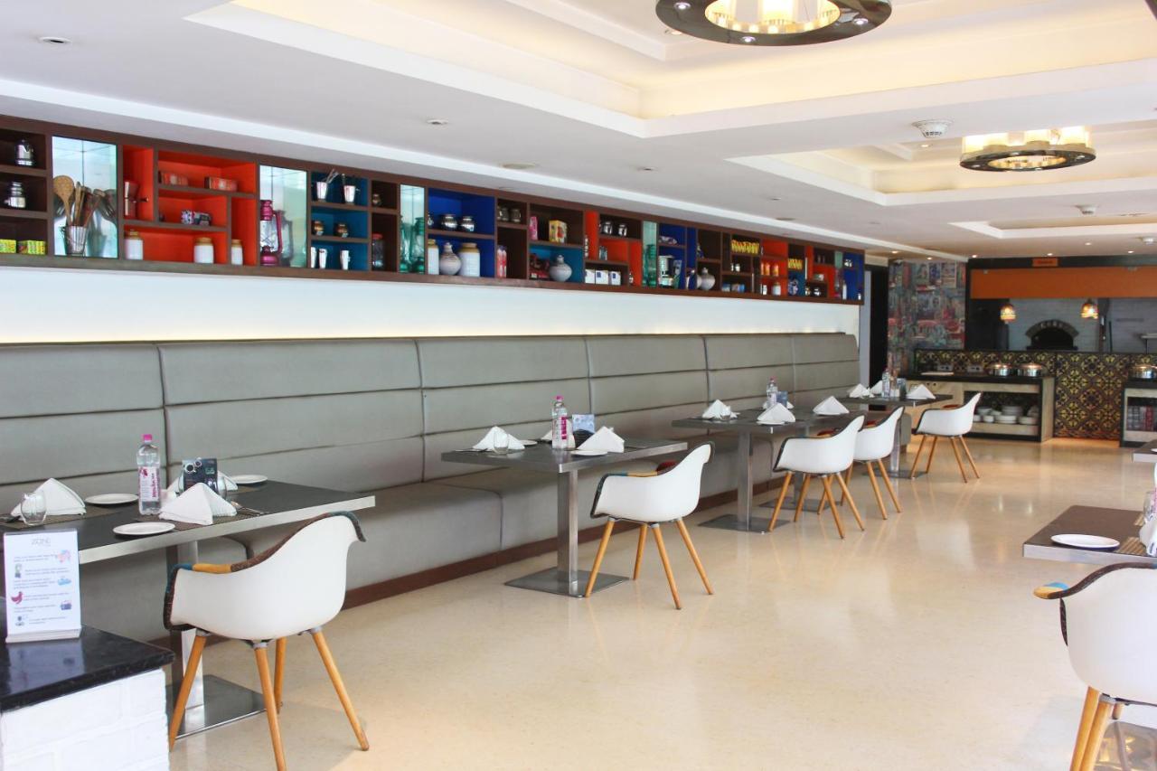 Hotel Zone By The Park , Bani Park Jaipur Extérieur photo
